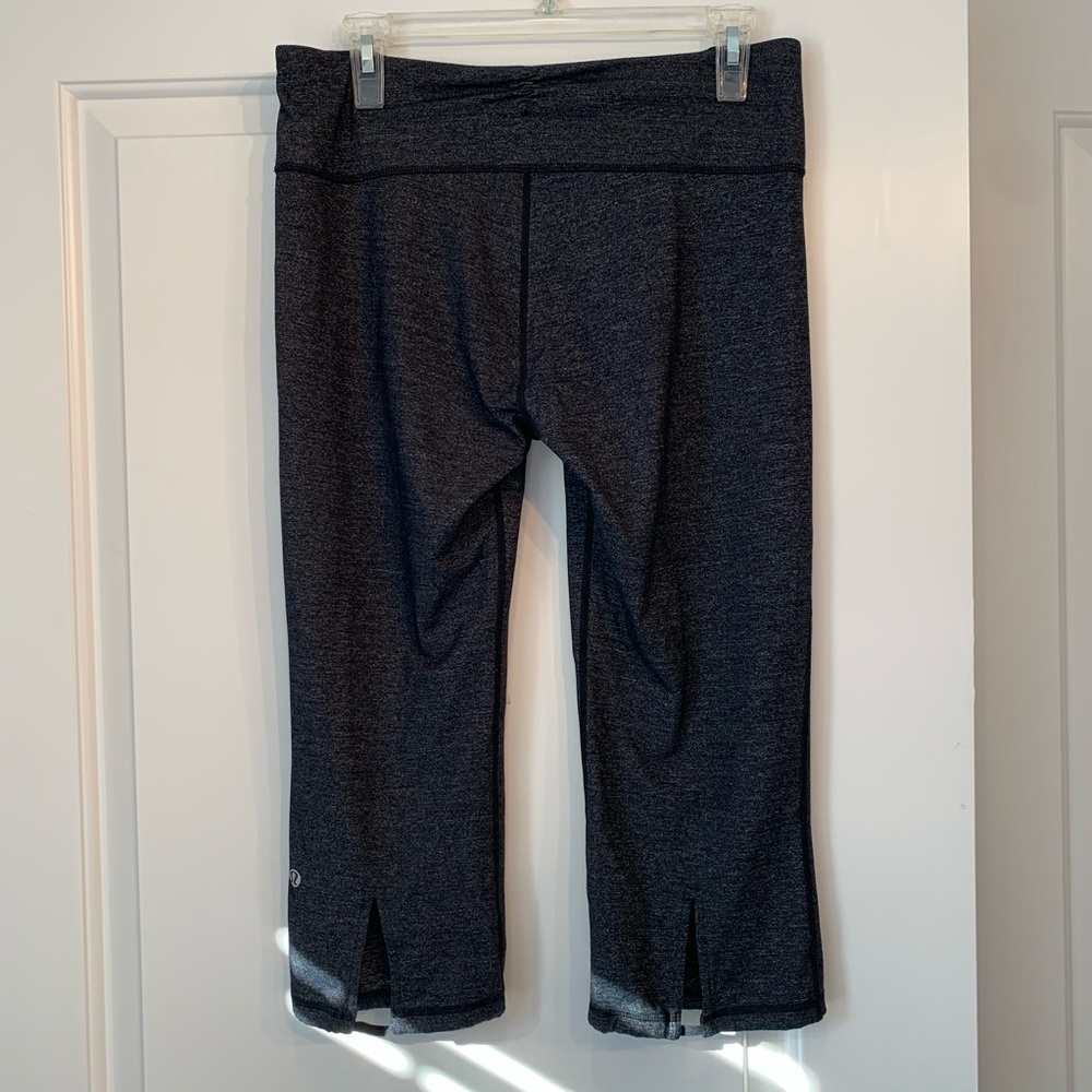 Lululemon crop pants!
